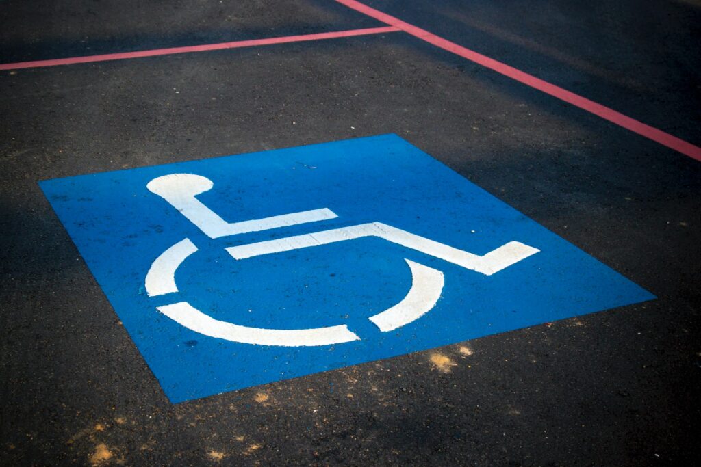 Parkeren voor personen met een handicap_voorbehouden plaatsen in Oostende